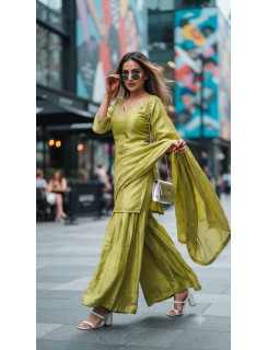 Aarvee Creation Arrival Readymade Dress Size Set at Wholesale Rate Aarvee Creation Arrival Readymade Dress Size Set at Wholesale Rate