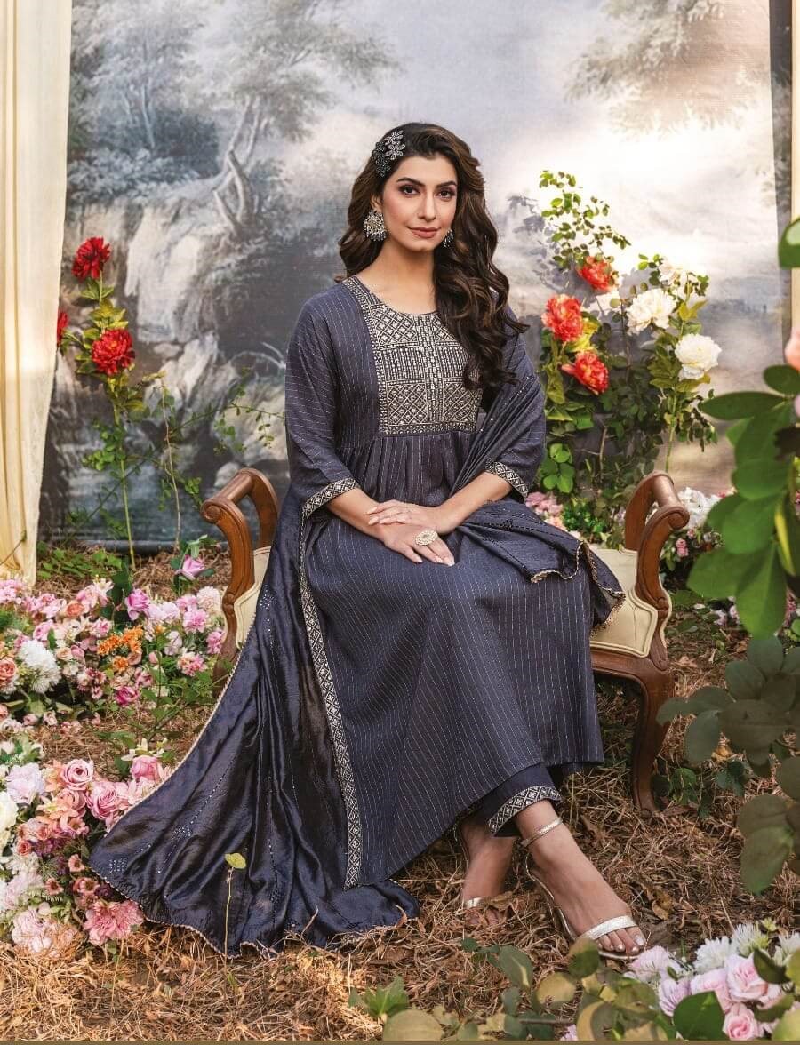 Wanna Marigold Naira Salwar Kameez Catalog collection 4