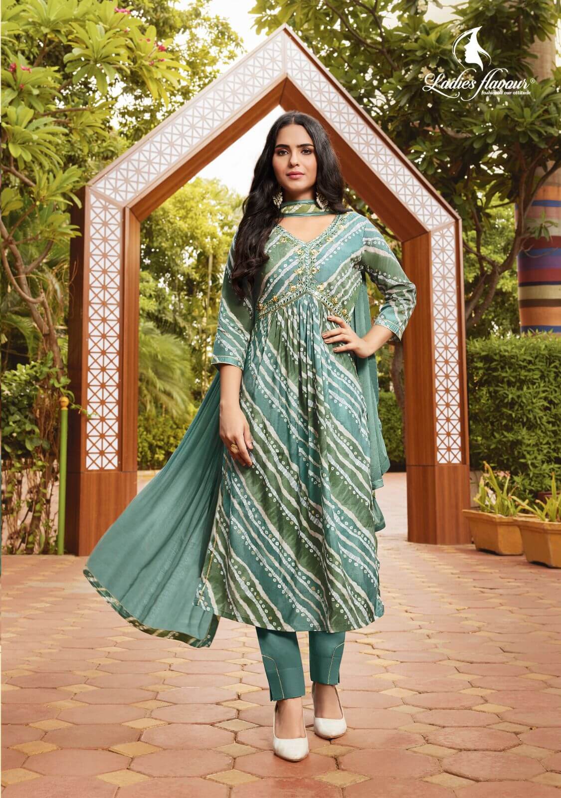 Ladies Flavour Vinee Alia Cut Salwar Kameez collection 2