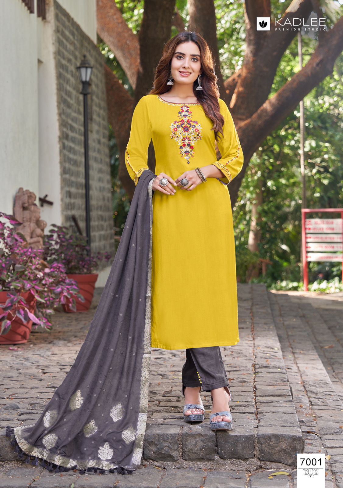 Kadlee Sawan Embroidery Salwar Kameez Catalog collection 4