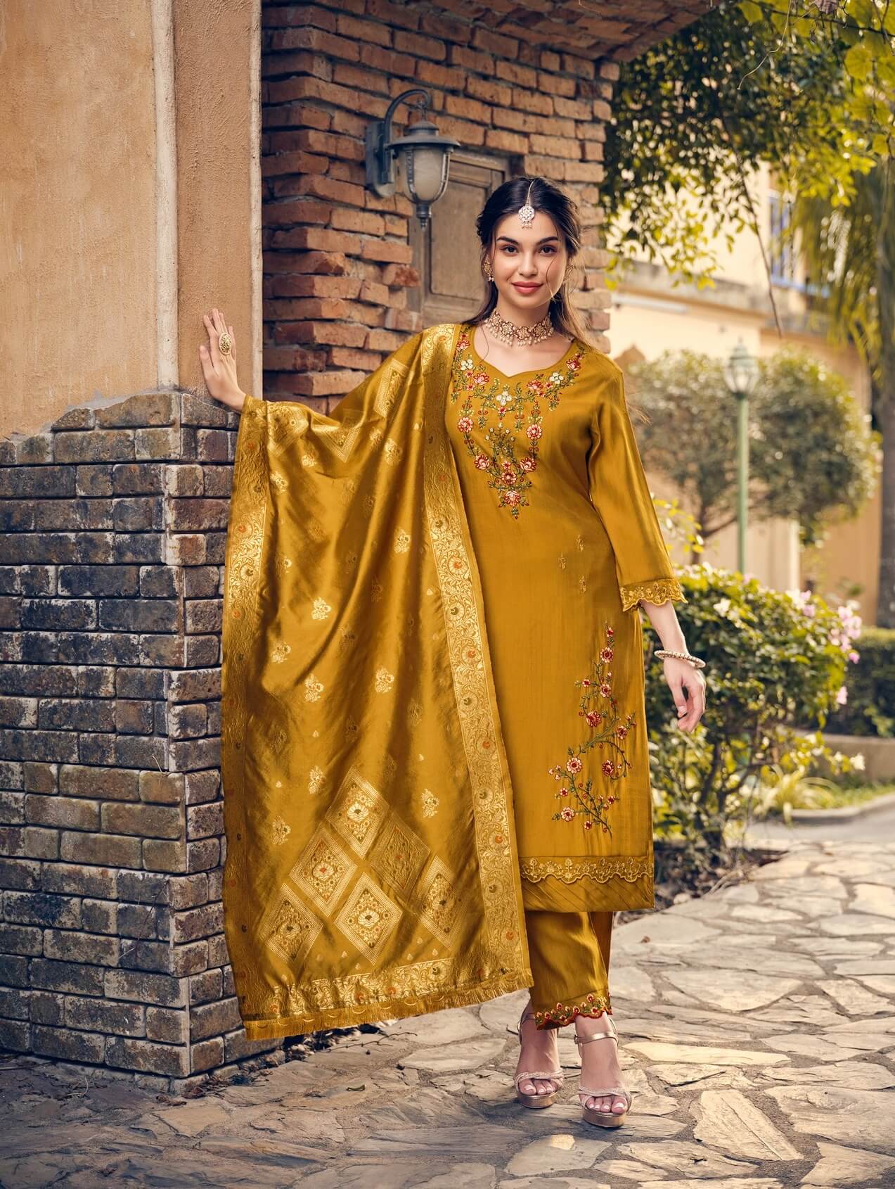 Lily And Lali Hasmeena Vol 2 Embroidery Salwar Kameez Catalog collection 3
