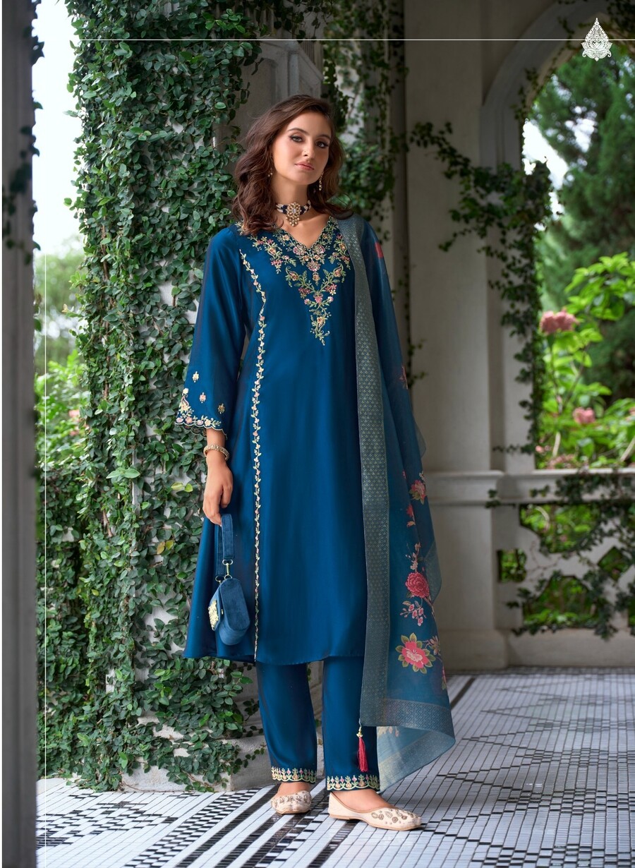 Lily Lali Malkana Embroidery Salwar Kameez Catalog collection 8