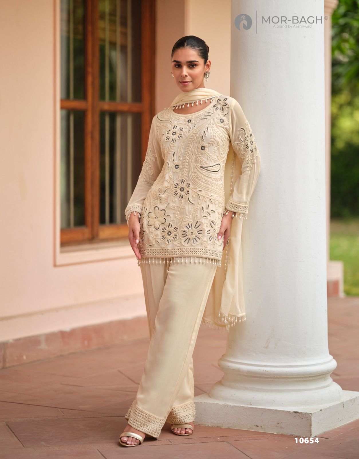 Aashirvad Varina Embroidery Salwar Kameez Catalog catalog 1 Aashirvad Varina Embroidery Salwar Kameez Catalog collection 1