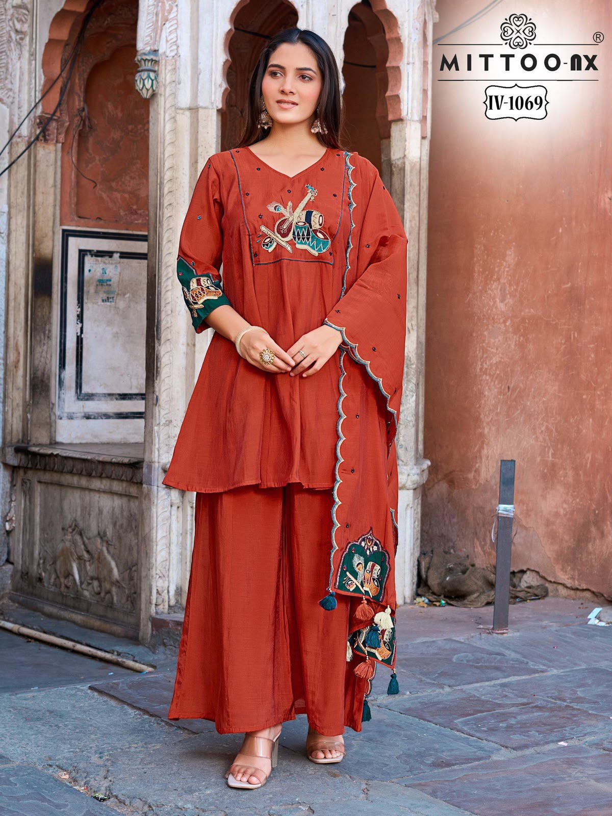 Mittoo Kurti IV 1069 Readymade Dress Size Set collection 1